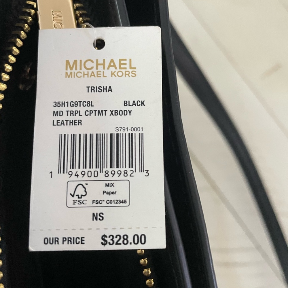 Nwt Michael Kors black gold leather Trisha medium crossbody 3 compartment zip - Picture 7 of 11